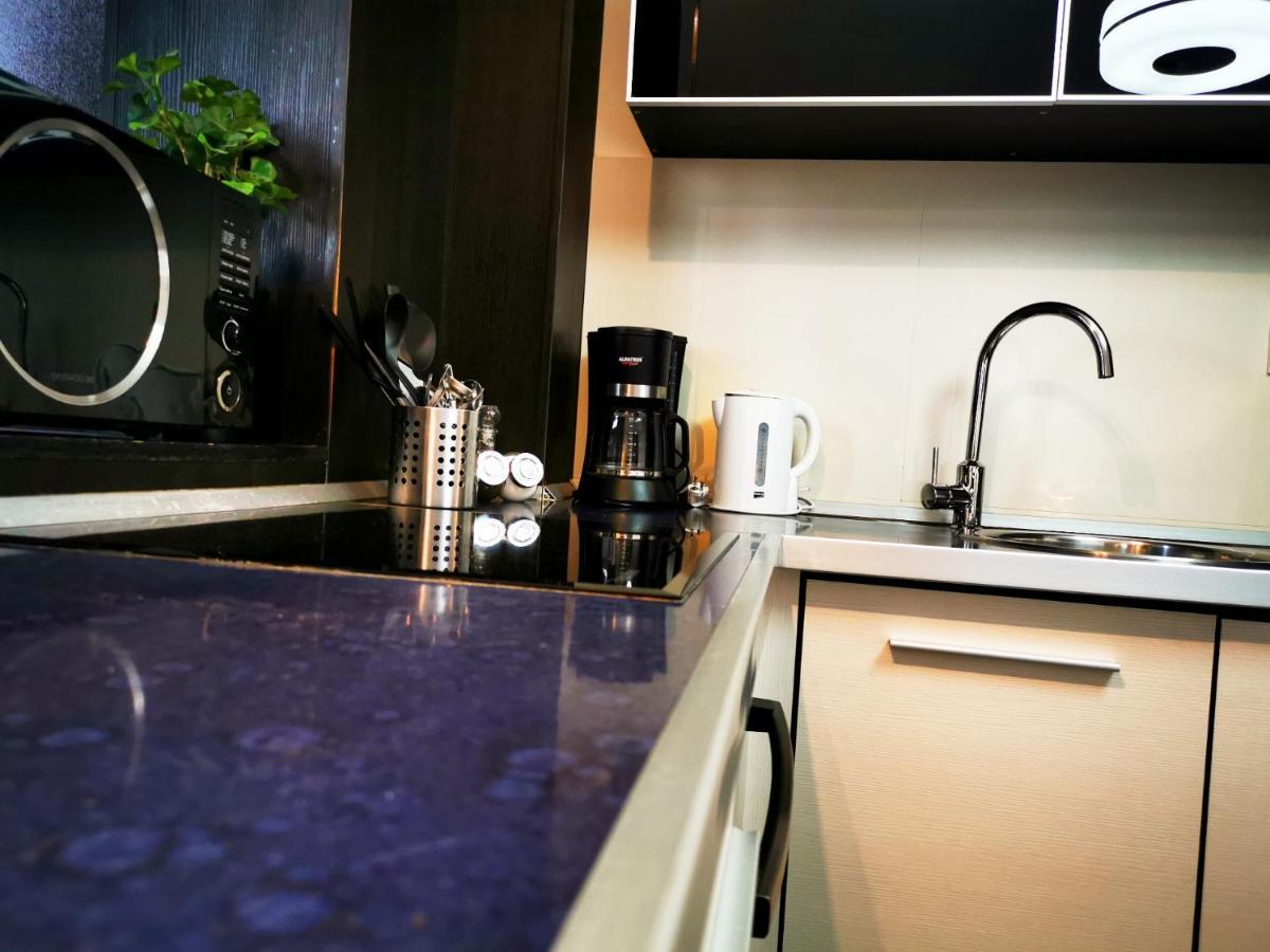 Studio G By Mrg Apartments Bukarest Exteriör bild